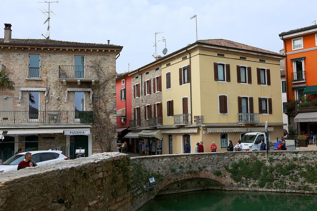 Aurora Sirmione Appartamenti 外观 照片